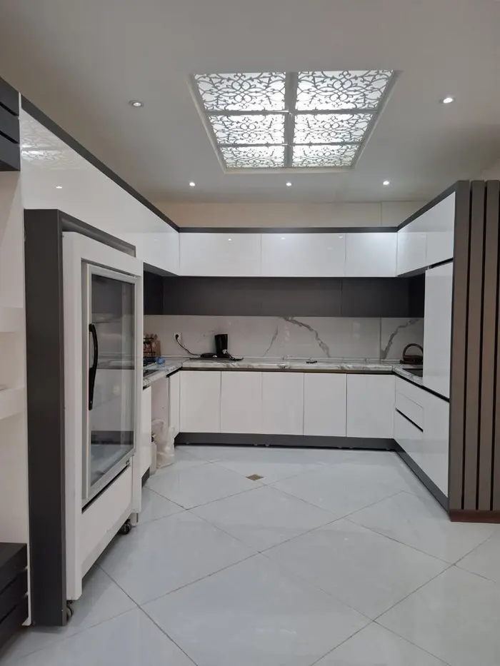 ویلا سه خوابه استخردار آبگرم نگین غرب