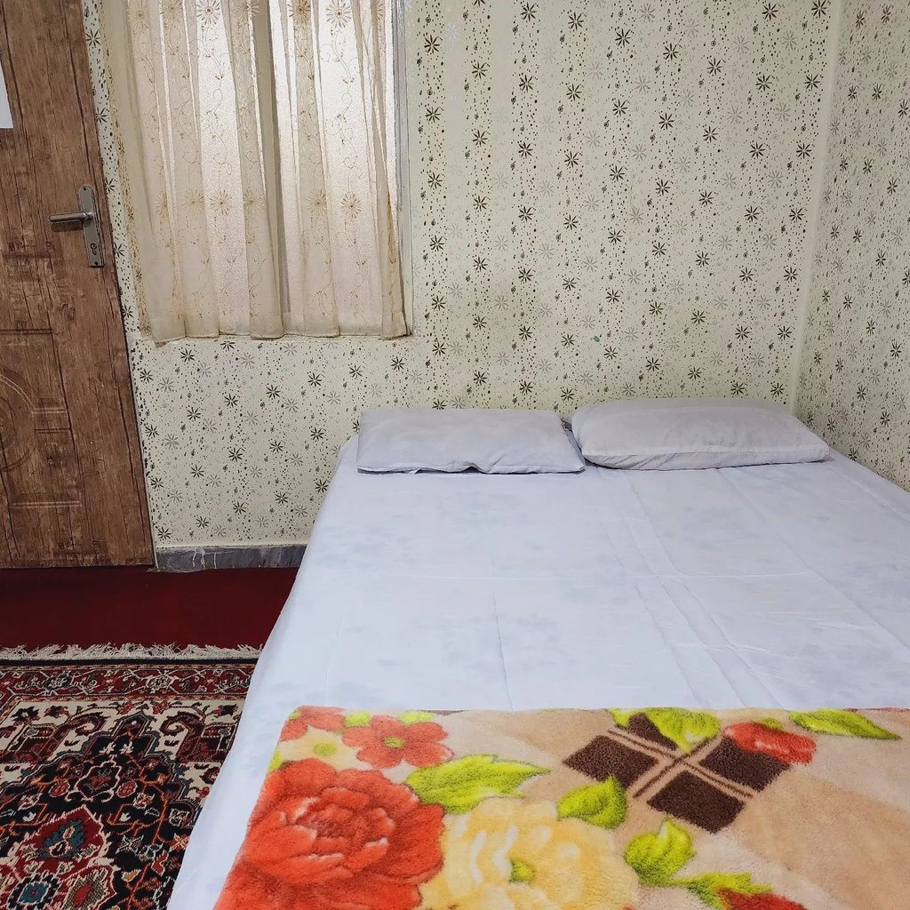 بوم گردی شمس تبریزی - واحد 102