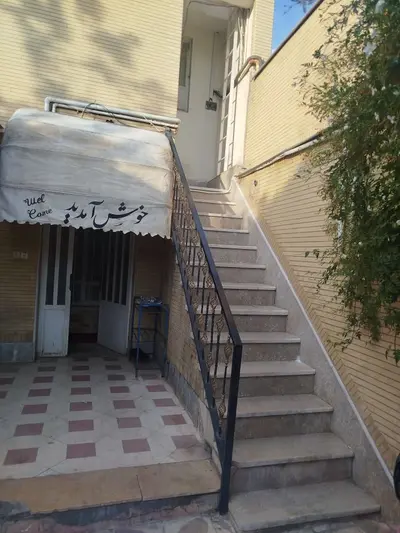 بومگردی شمس تبریزی - واحد 401