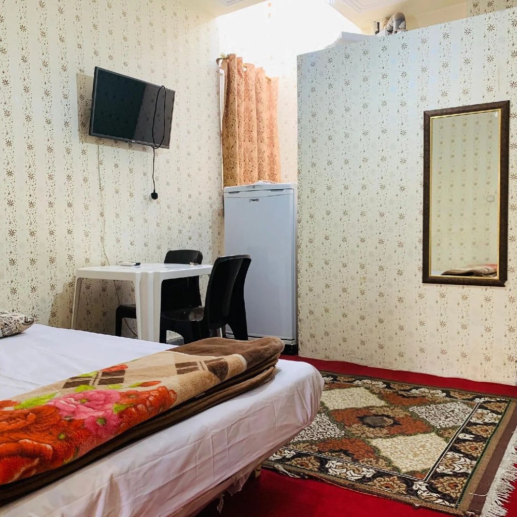 بومگردی شمس تبریزی - واحد202