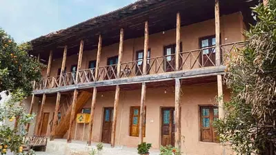 اقامتگاه سنتی عمارت بیک - واحد هخامنشیان