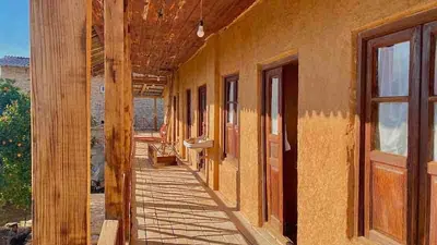 اقامتگاه سنتی عمارت بیک - واحد هخامنشیان