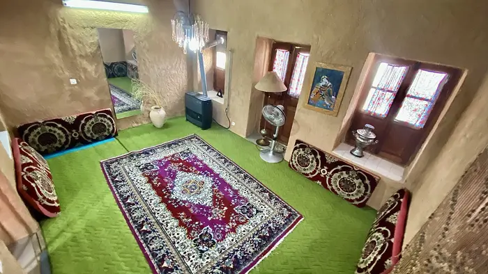 اقامتگاه سنتی عمارت بیک - واحد اشکانیان