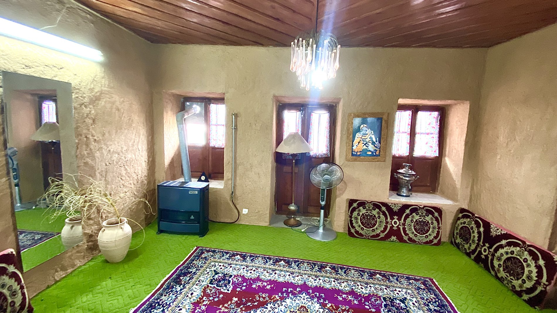 اقامتگاه سنتی عمارت بیک - واحد اشکانیان