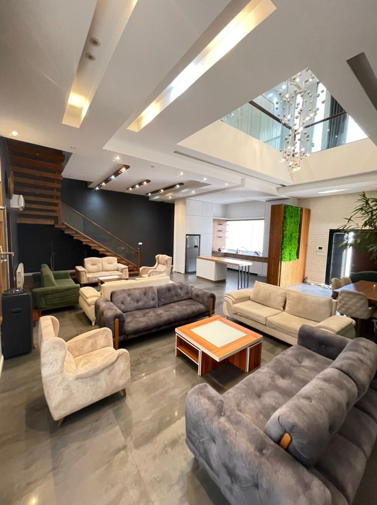 ویلا سه خوابه تریبلکس استخردار آبگرم سامان