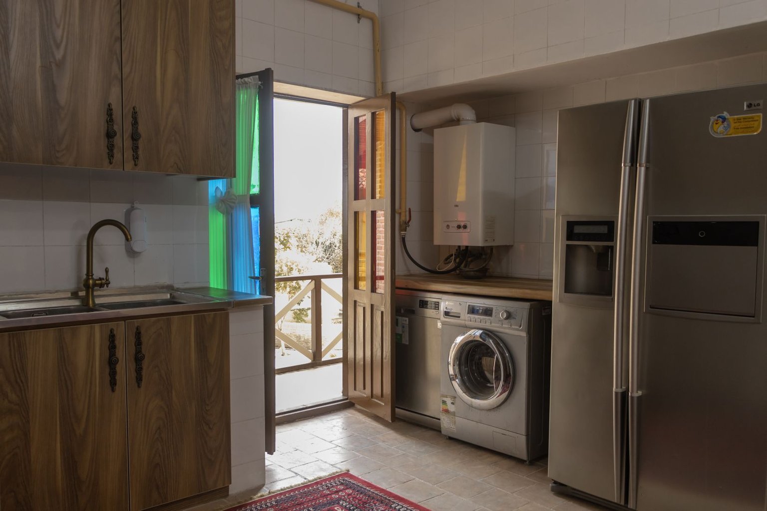 ارباب شاده - سوئیت سنتی شاه نشین