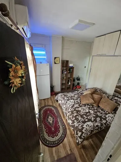 ویلا یک خوابه استخردار آبگرم سبزه باغچه