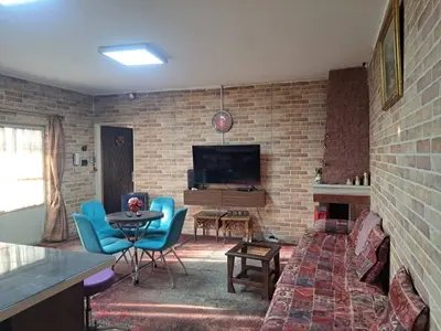 ویلا یک خوابه استخردار آبگرم سبزه باغچه