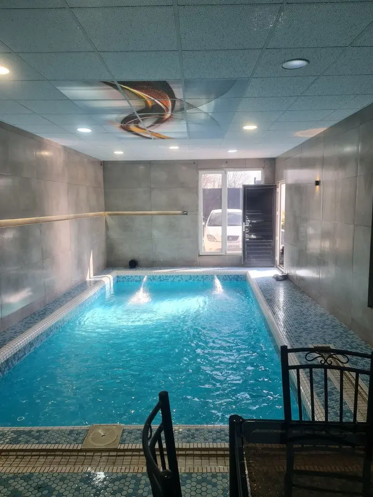 ویلا دوخوابه استخردار آبگرم آدرینا 2