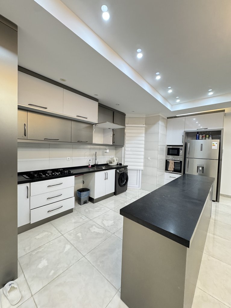 آپارتمان سه خوابه ریسی2