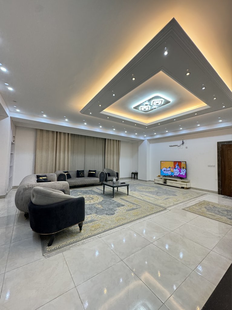 آپارتمان سه خوابه ریسی2