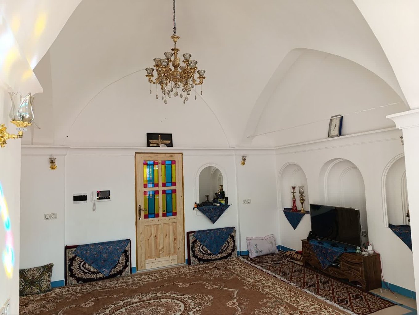 آرش شایقی - واحد داریوش