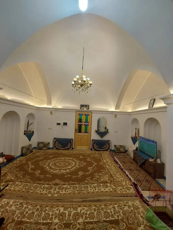 بوم گردی آرش شایقی - واحد داریوش