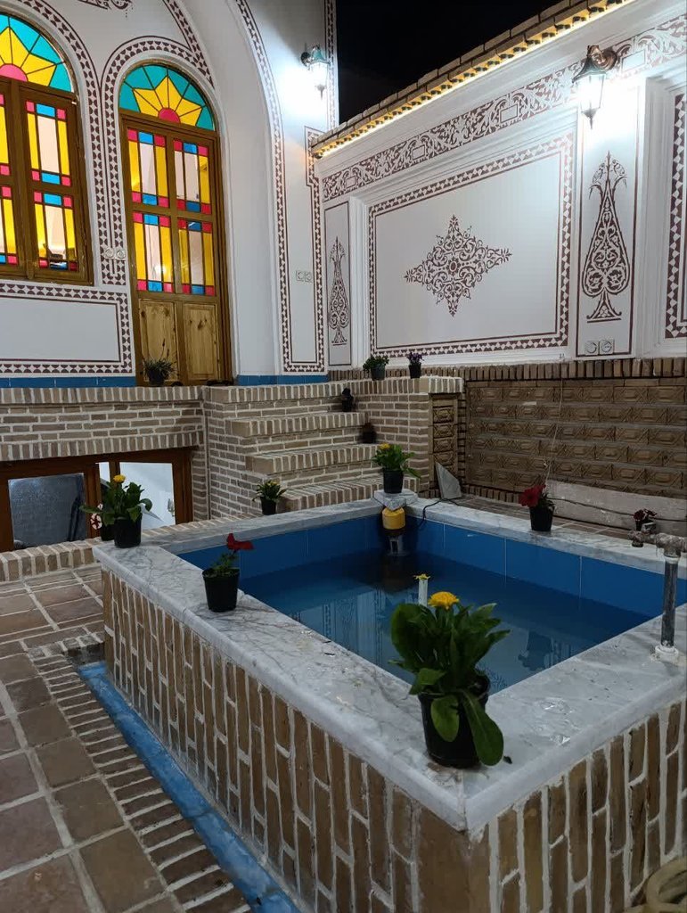 آرش شایقی - واحد داریوش