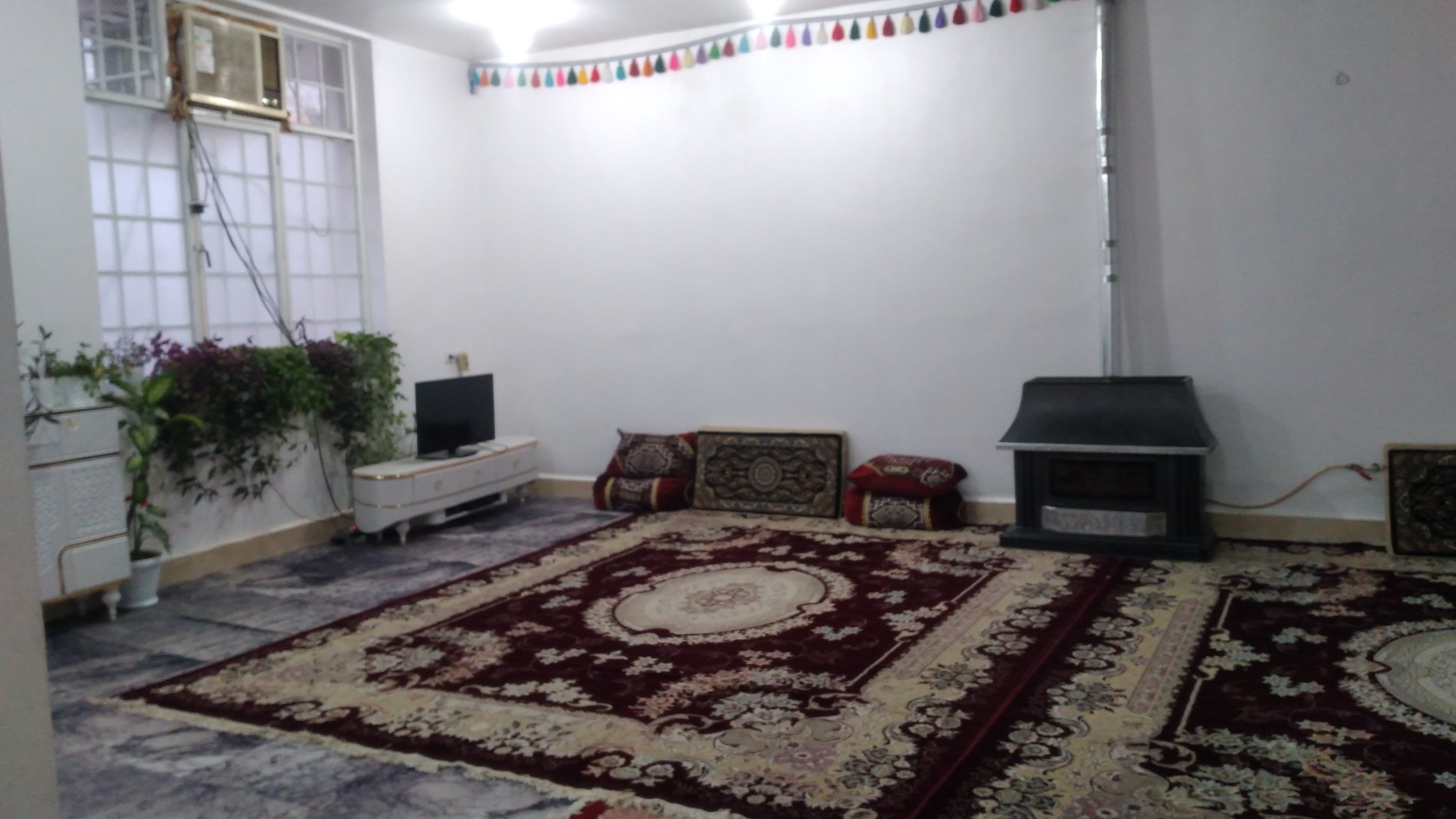 ویلا یک خوابه باغ کیانی