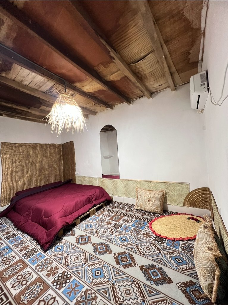 بوم گردی آنامیس 1 - واحد تک درخت