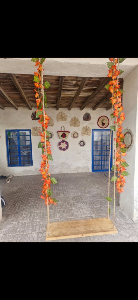 بوم گردی آنامیس 1 - واحد تک درخت