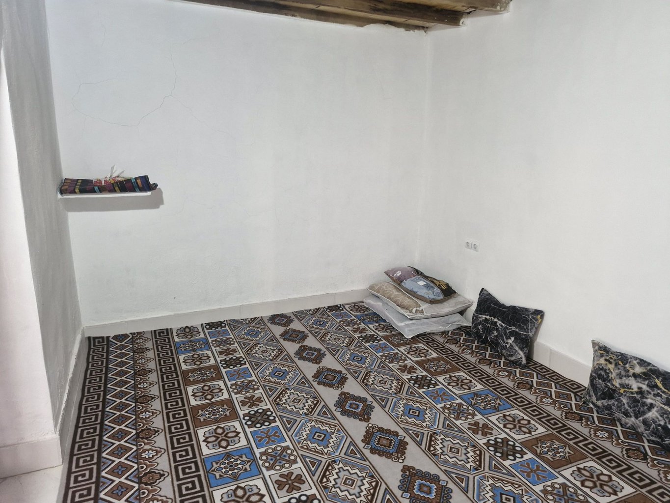 آنامیس - واحد تک درخت