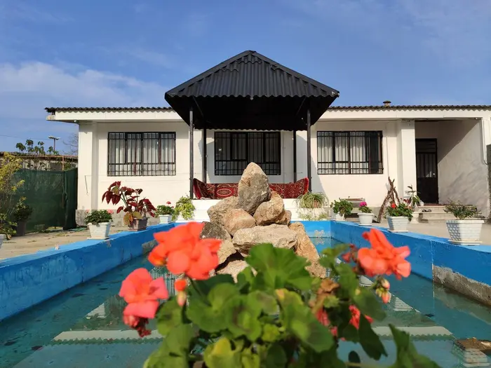 ویلا پنج خوابه استخردار آبگرم گل شمعدانی 2