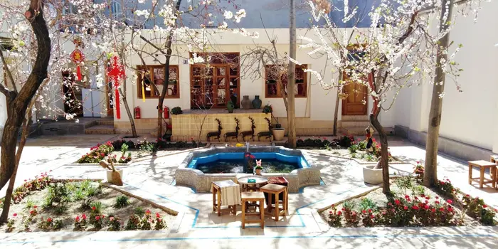 هاستل ماه بی بی - واحد خوابگاهی آقایان