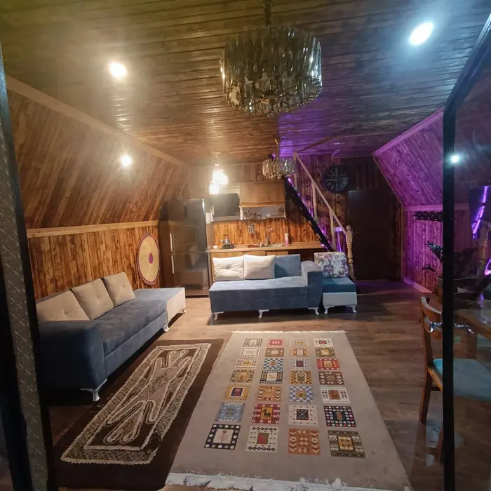 کلبه یک خوابه چوبی ارم