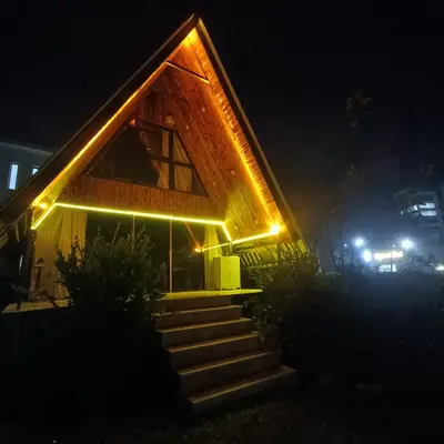 کلبه یک خوابه چوبی ارم