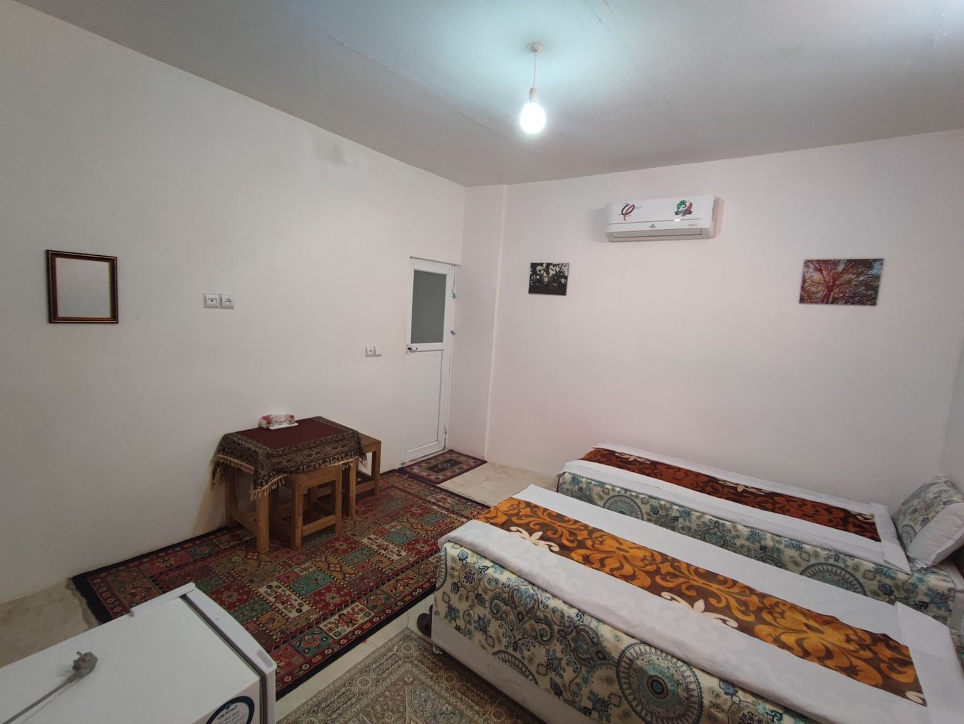 ثنا - واحد دو تخته تویین