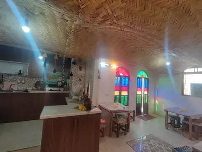 اقامتگاه سنتی ثنا - واحد سه تخته