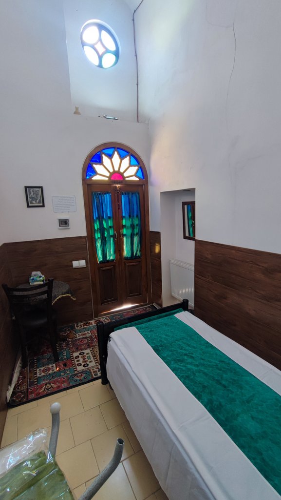 اقامتگاه سنتی ثنا - واحد یک تخته