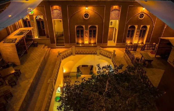 اقامتگاه سنتی ثنا - واحد یک تخته