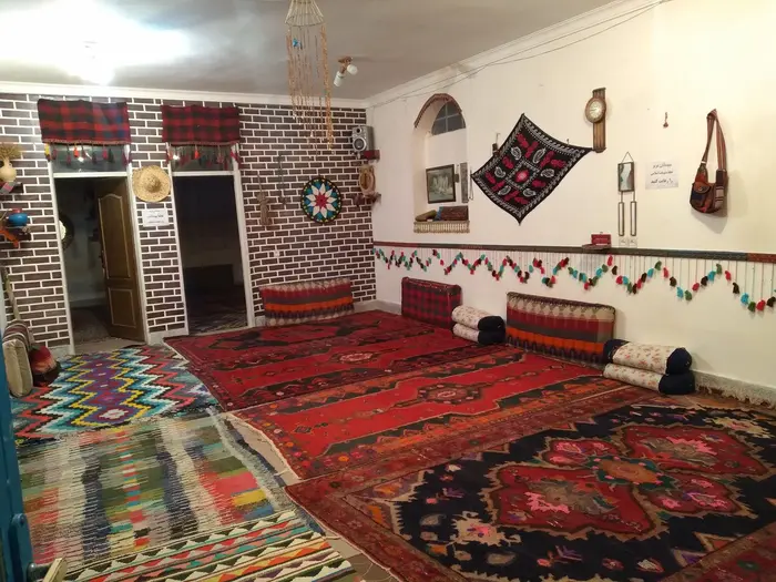 بوم گردی سه خوابه چهارطاقی