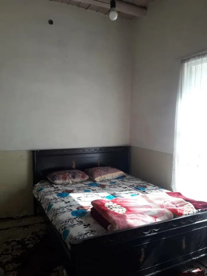 مسافرخانه یوسفی - واحد فیروزه - اتاق دو