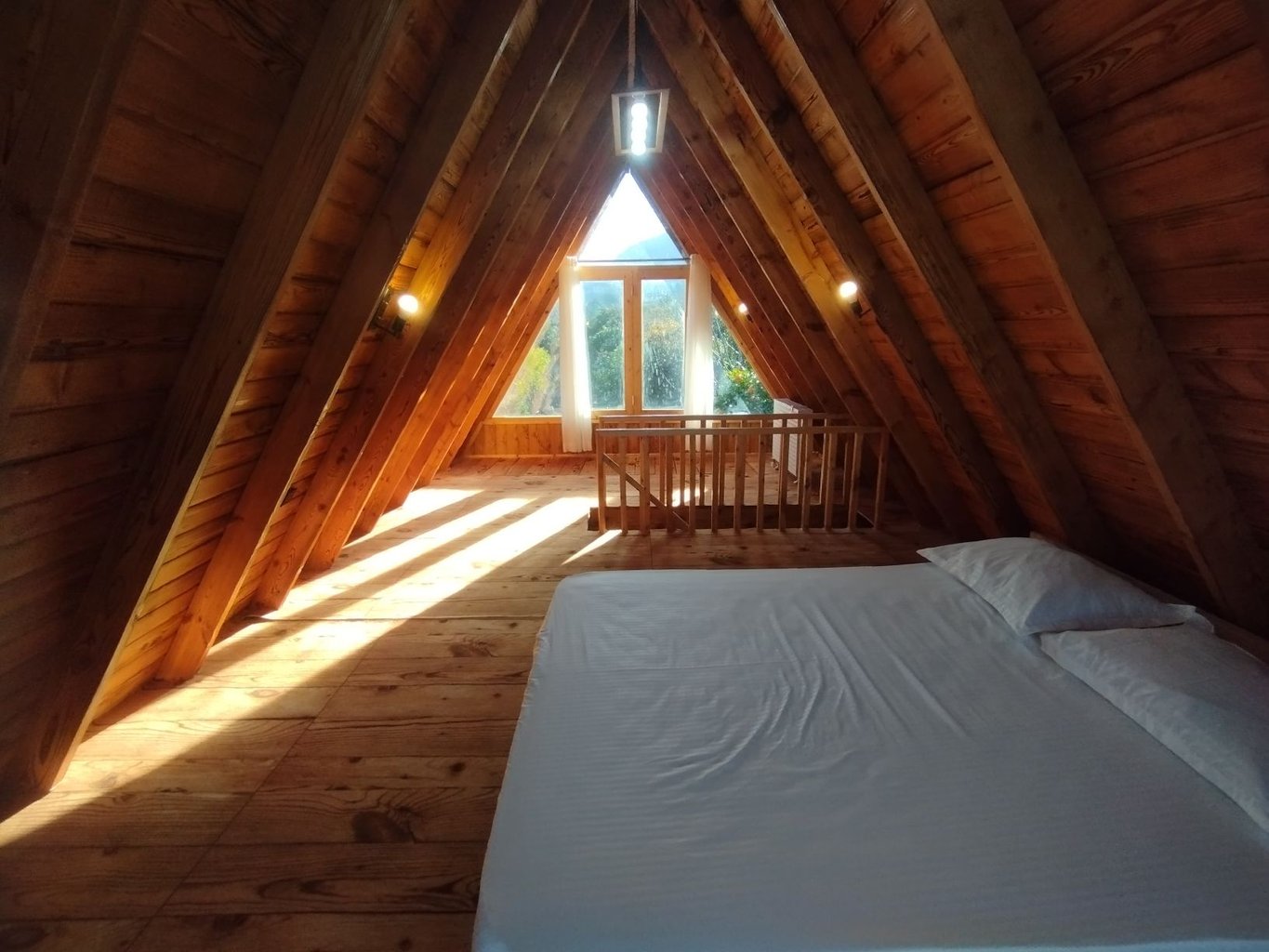 یک خوابه دوبلکس چوبی ریحان 1