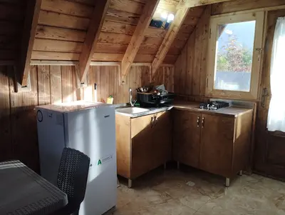 کلبه یک خوابه دوبلکس چوبی ریحان 1