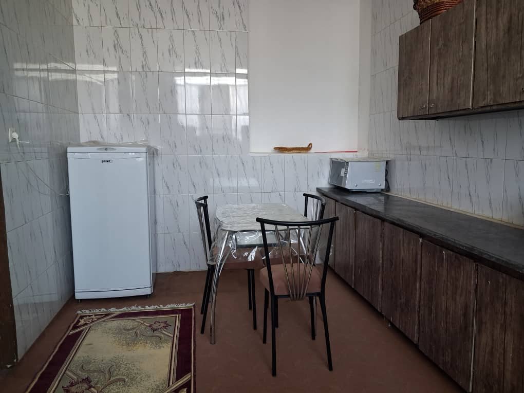 آپارتمان یک خوابه هشت بهشت 10