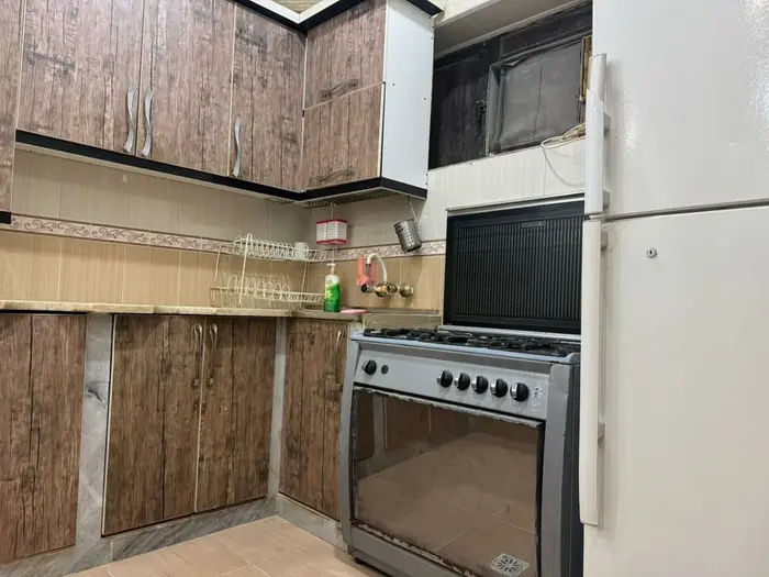 سوئیت یک خوابه خانه پدر