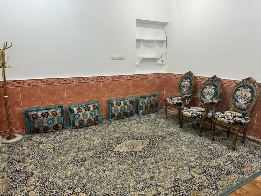 سوئیت یک خوابه خانه پدر