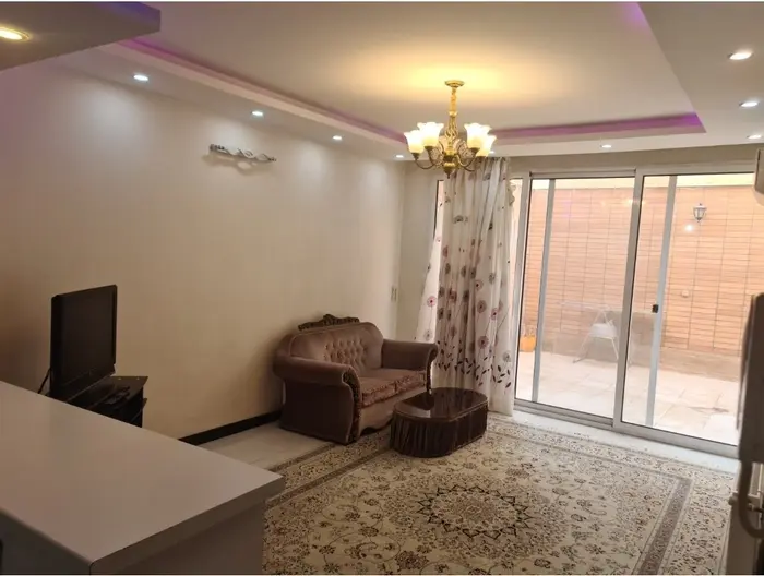 آپارتمان یک خوابه سالاران