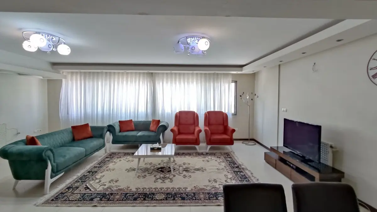 آپارتمان دوخوابه فرهنگ شهر 42