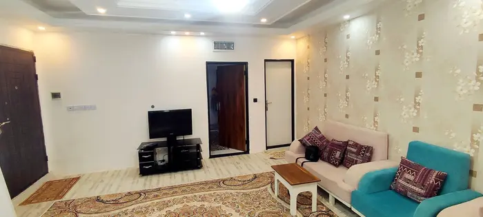 ویلا یک خوابه استخردار آبگرم باغ دهکده خوشنام