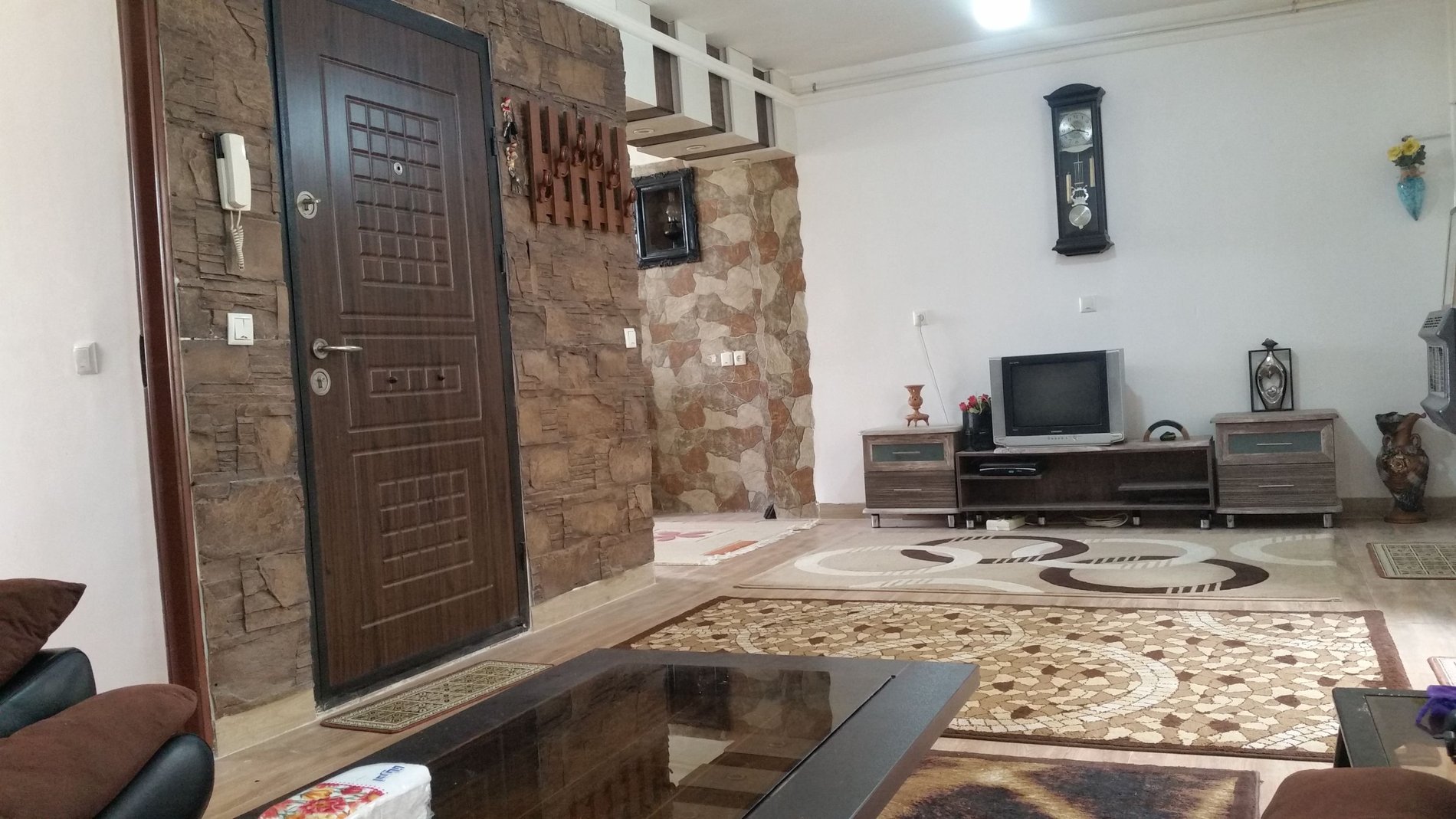 سوئیت یک خوابه کوهسار 2 - پذیرایی