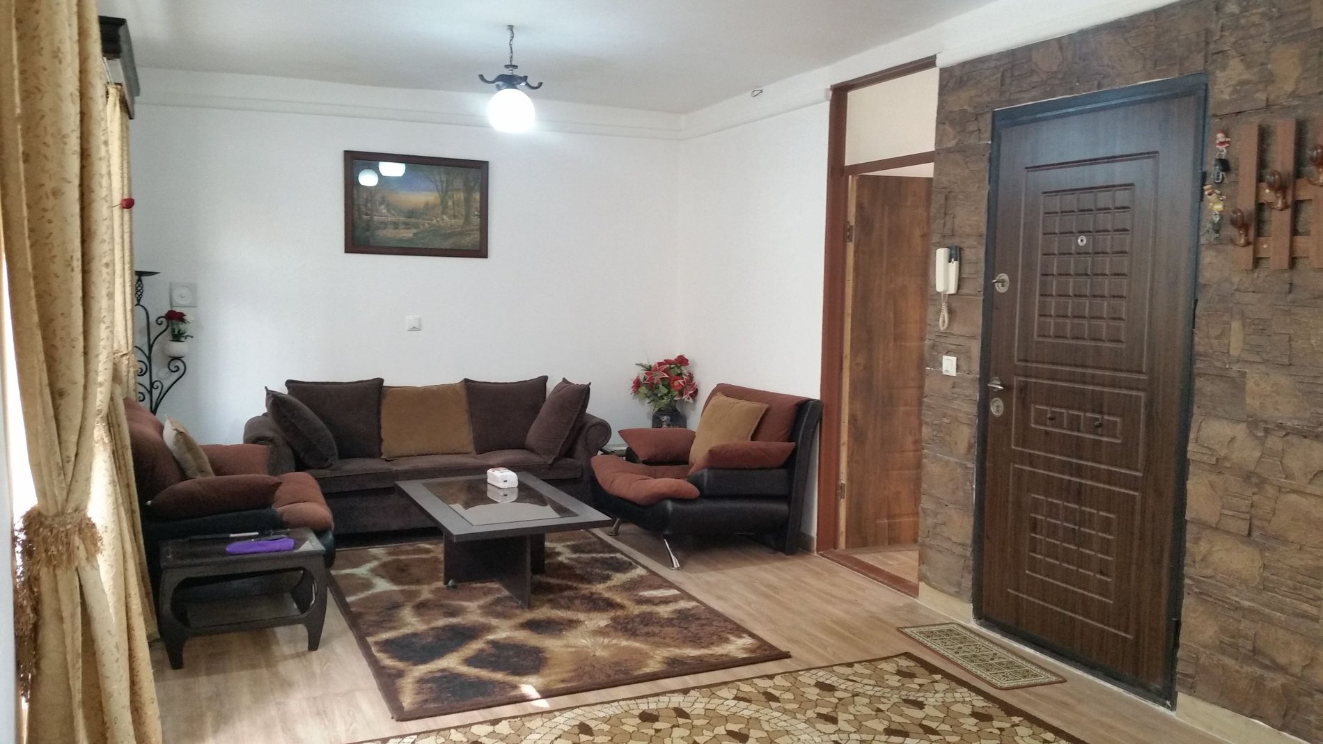 سوئیت یک خوابه کوهسار 2 - پذیرایی