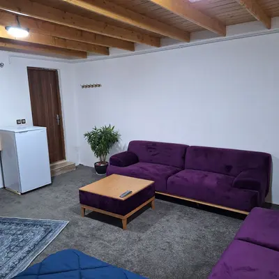 سوئیت چیکا - واحد کاج