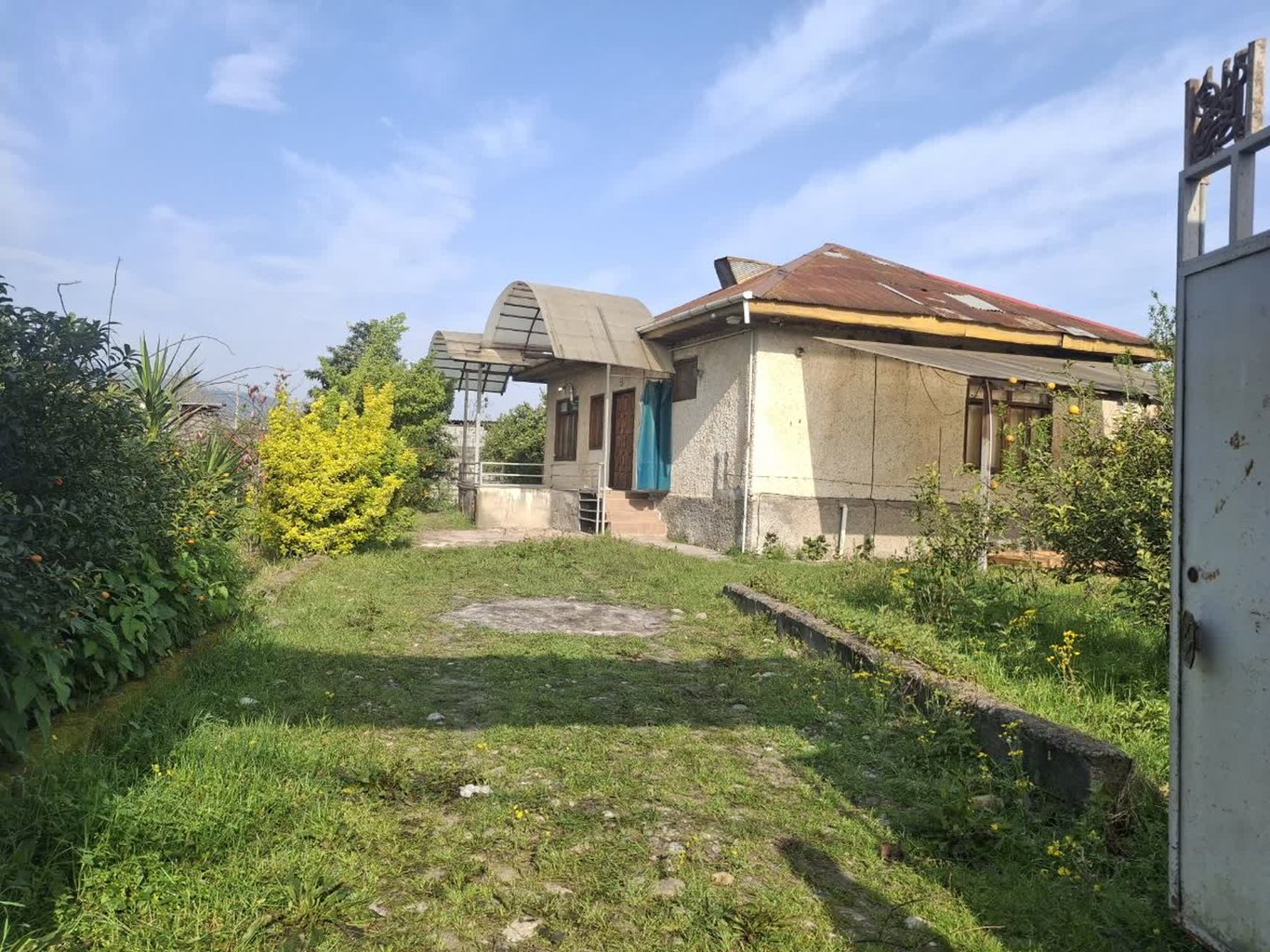 ویلا ویلا باغ دوخوابه معلم کوه تنکابن 