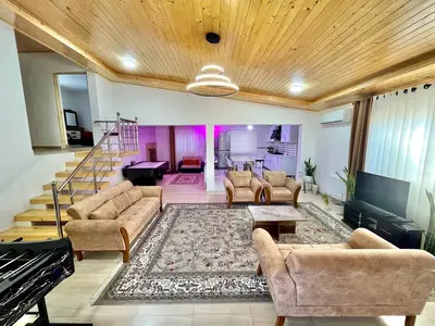 ویلا دوخوابه استخردار آبگرم گلزار 1