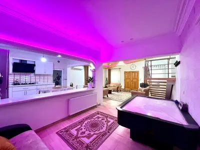 ویلا دوخوابه استخردار آبگرم گلزار 1