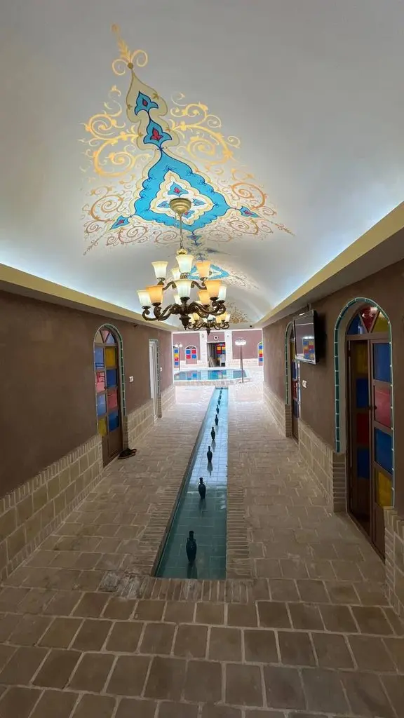 بوم گردی عمارت کدخدا - واحد 12