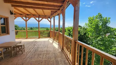 بومگردی عمارت مریم بانو - واحد تیتیلاس