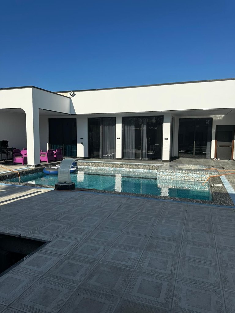 ویلا دوخوابه استخردار حاجی آباد