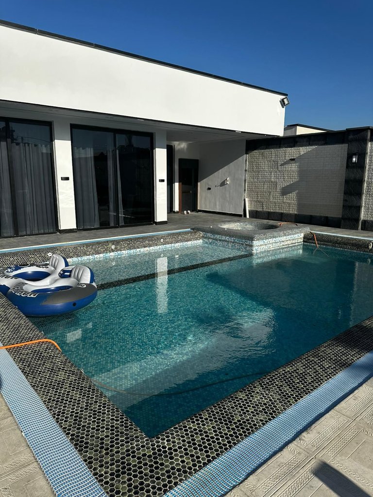 ویلا دوخوابه استخردار حاجی آباد